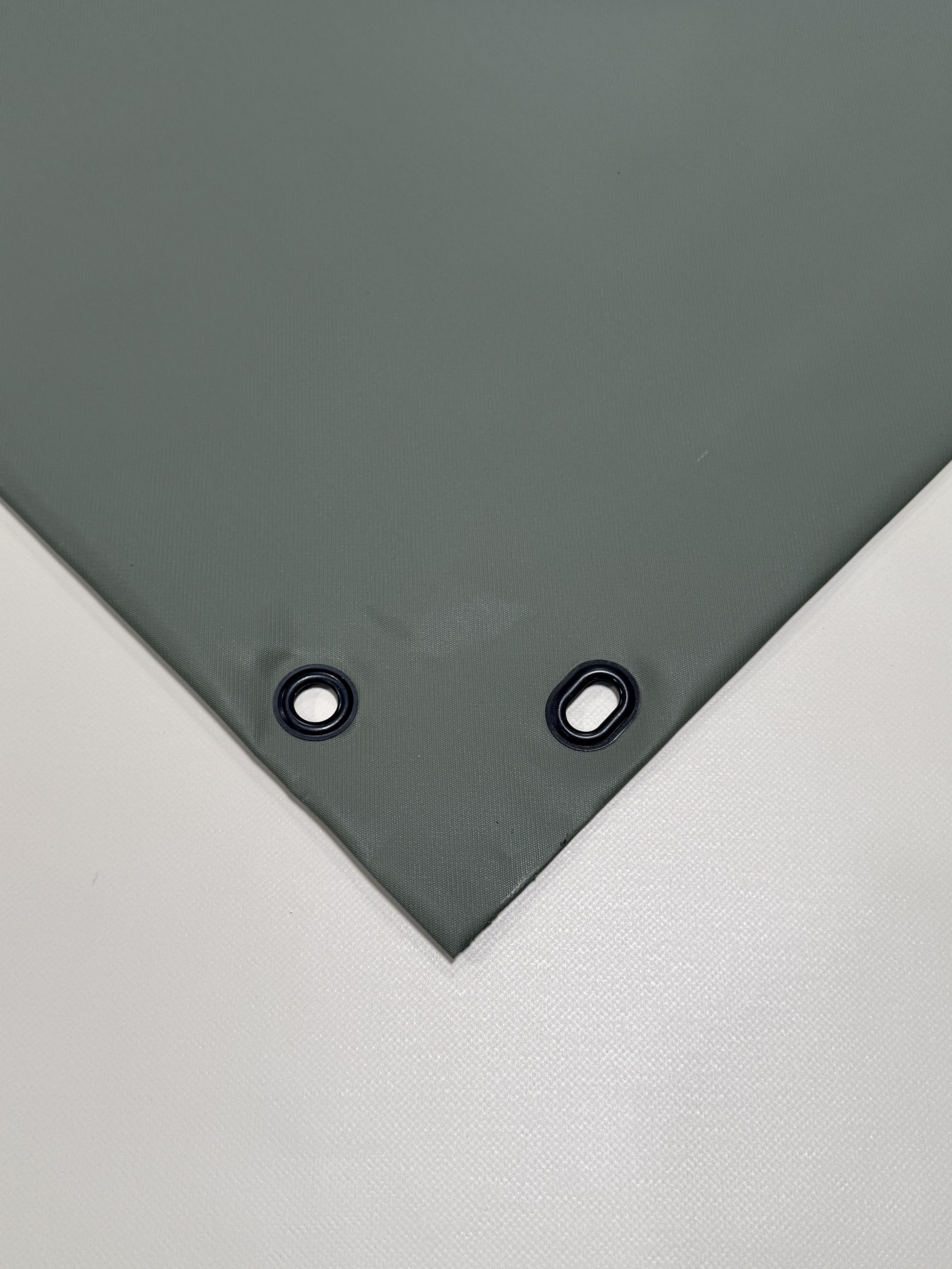Abdeckplane PVC matt mit Canvas-Maserung mit Tür und Fenster 