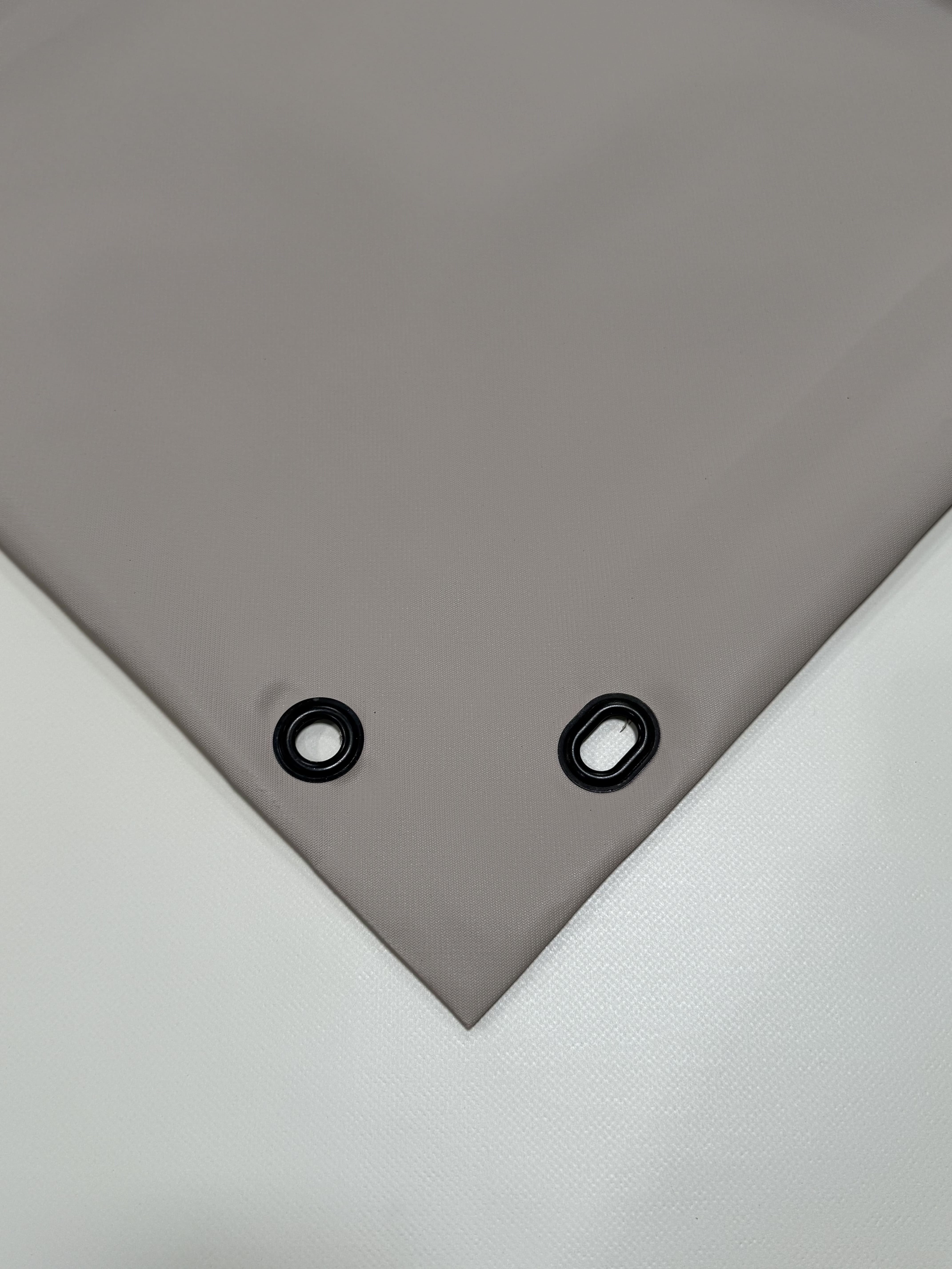 Abdeckplane PVC matt mit Canvas-Maserung mit Tür und Fenster 