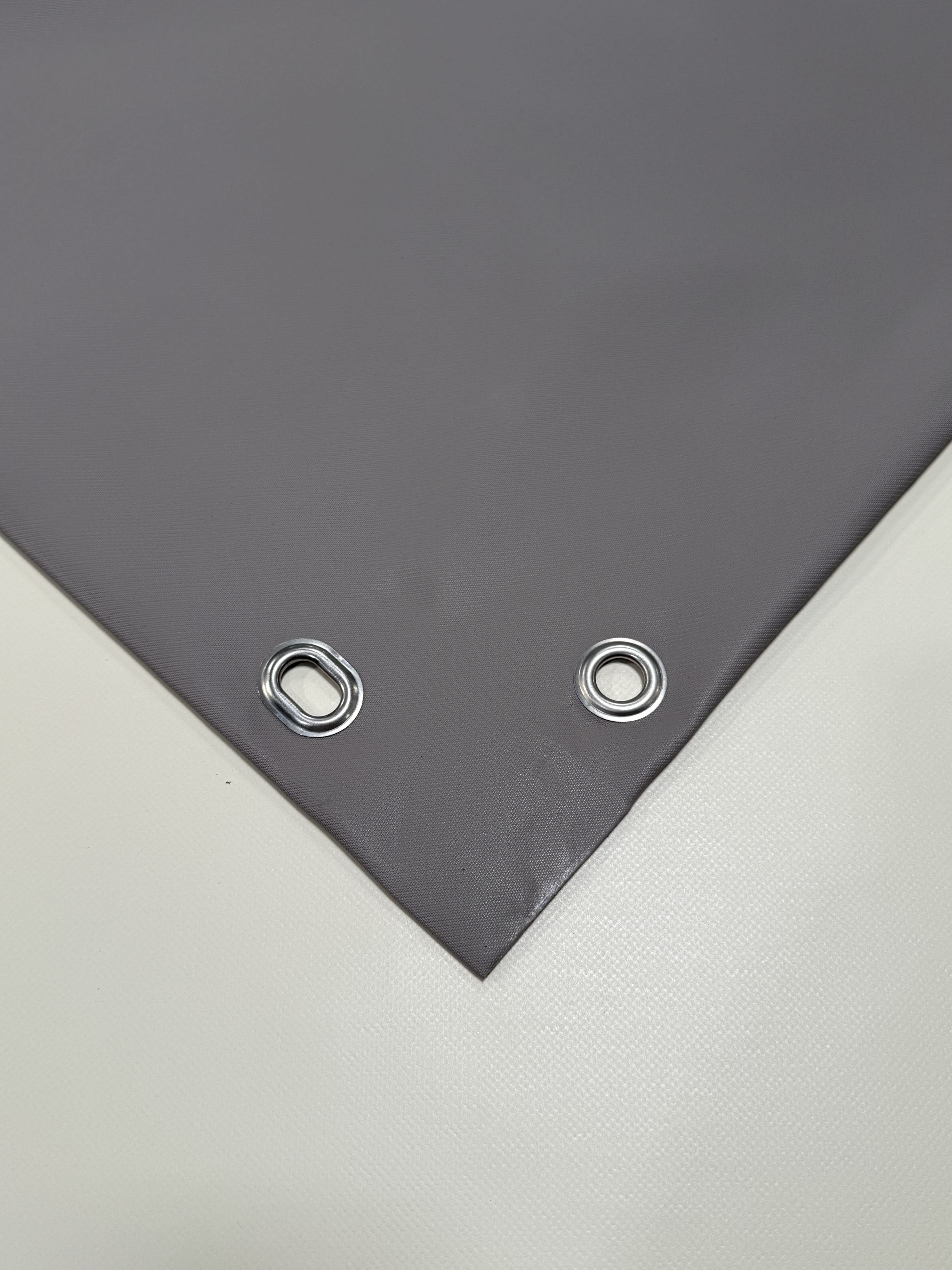 Abdeckplane PVC matt mit Canvas-Maserung mit Tür und Fenster 